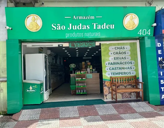 Fachada da loja Santos - Rua Carvalho de Mendonça, 404